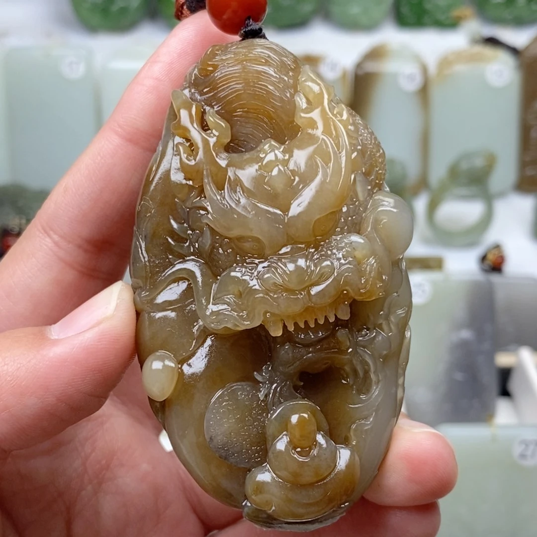 和田玉（糖玉）颈饰未镶嵌