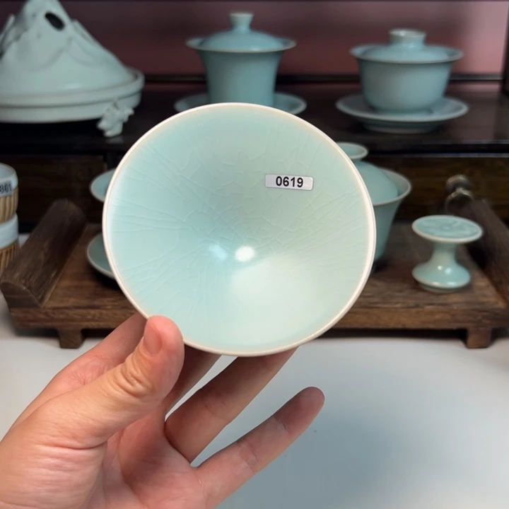 瓷片哈哈哈哈哈哈哈