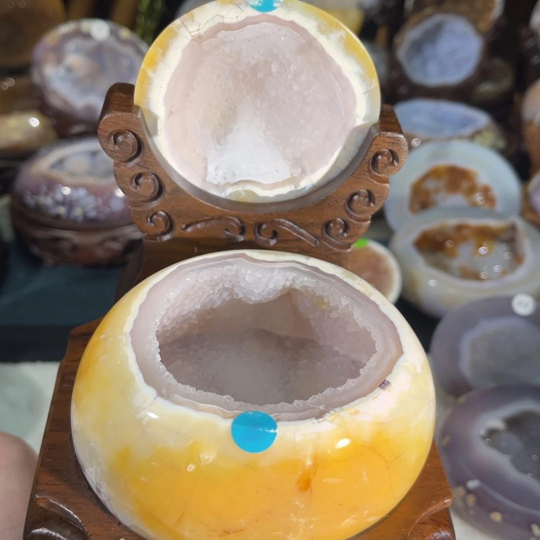 大型摆件（非配饰）未镶嵌水晶