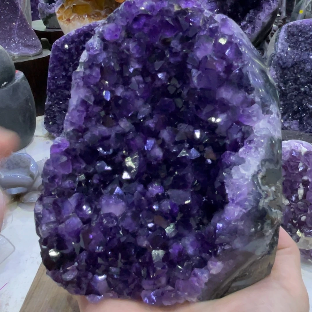 未镶嵌珠宝半成品水晶