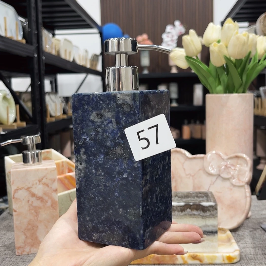 梦幻蓝宝乳液瓶炸福利仅限一个