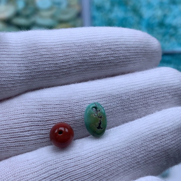 南红玛瑙未镶嵌珠宝奇石