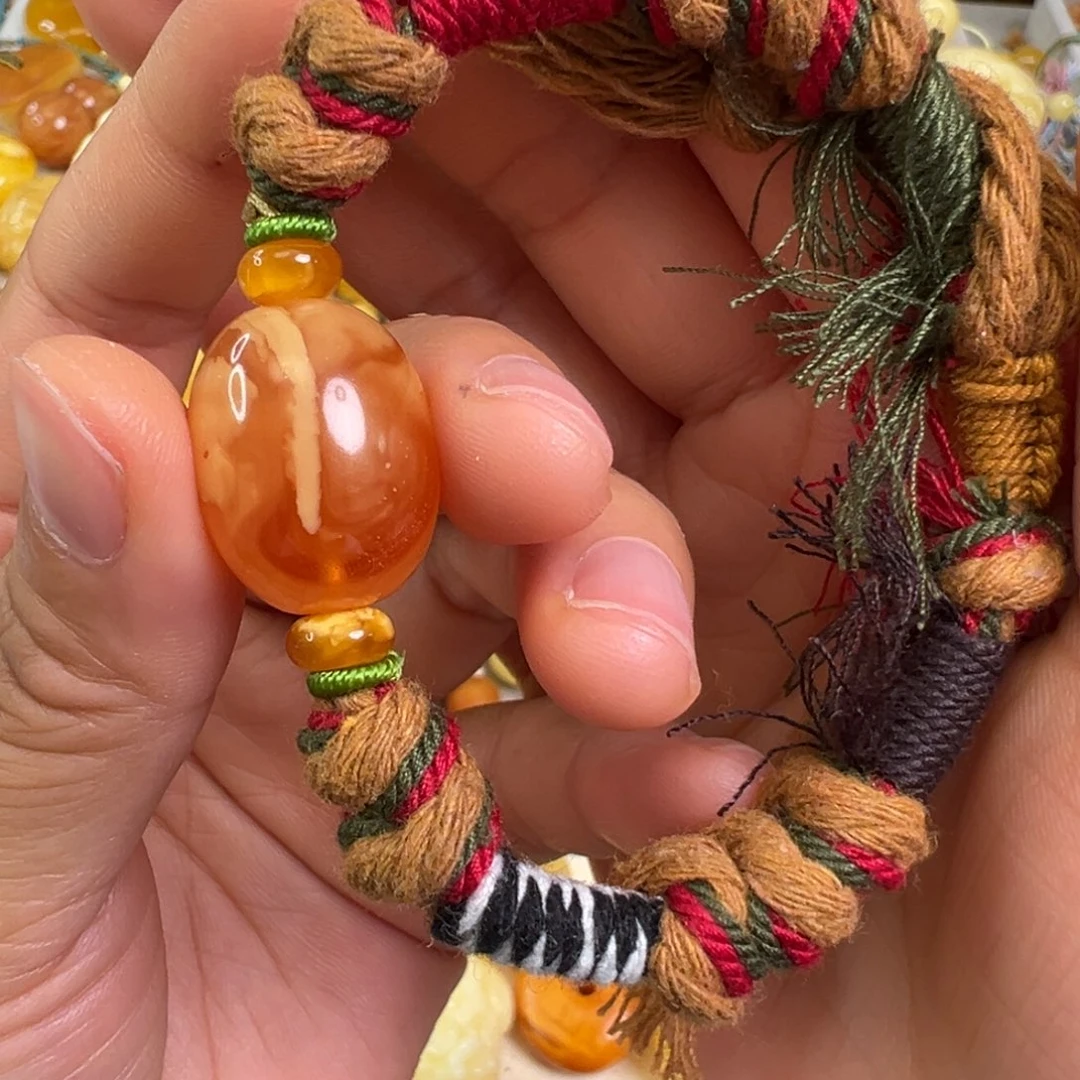 未镶嵌蜜蜡裸石琥珀