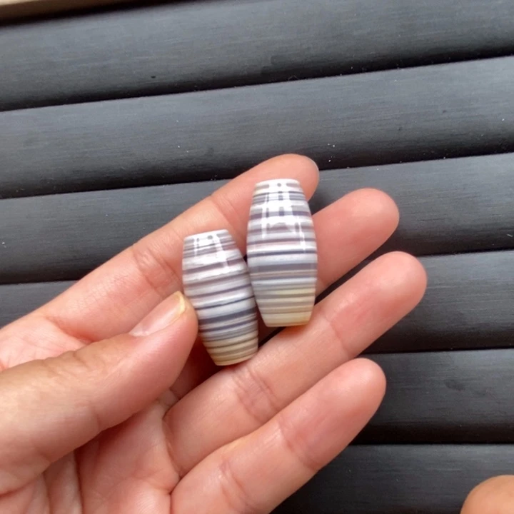 爱***乌玛瑙/玉髓颈饰未镶嵌