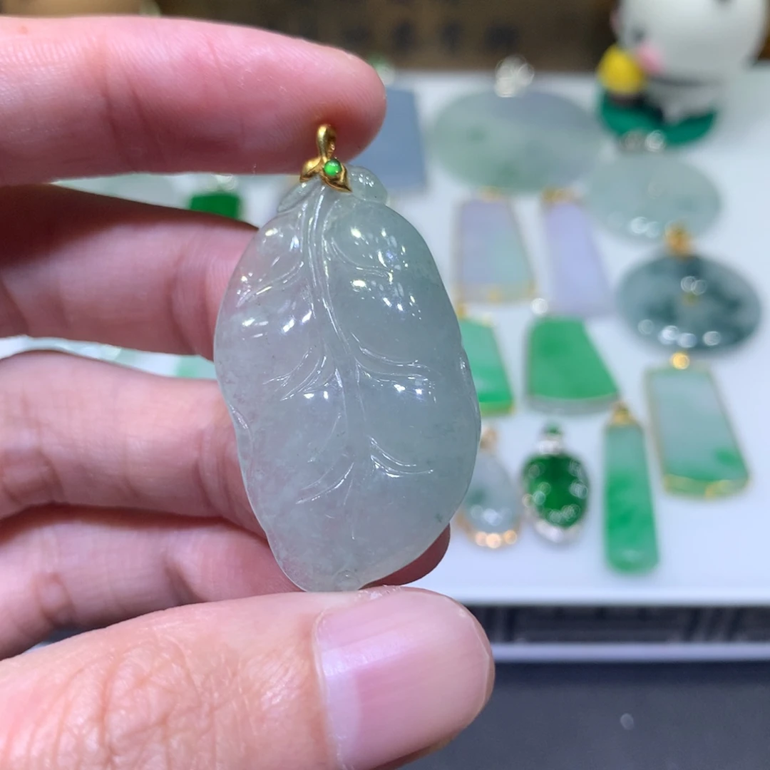 翡翠18K金镶嵌吊坠(不含链)