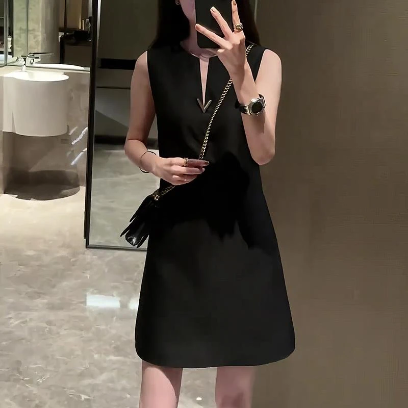 VOCKOO官方黑色无袖马甲背心连衣裙夏季女装高端显瘦气质法式御姐