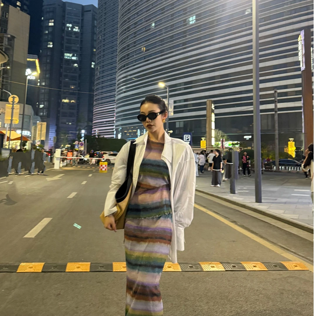 大嘴新款高级百搭彩虹套装693