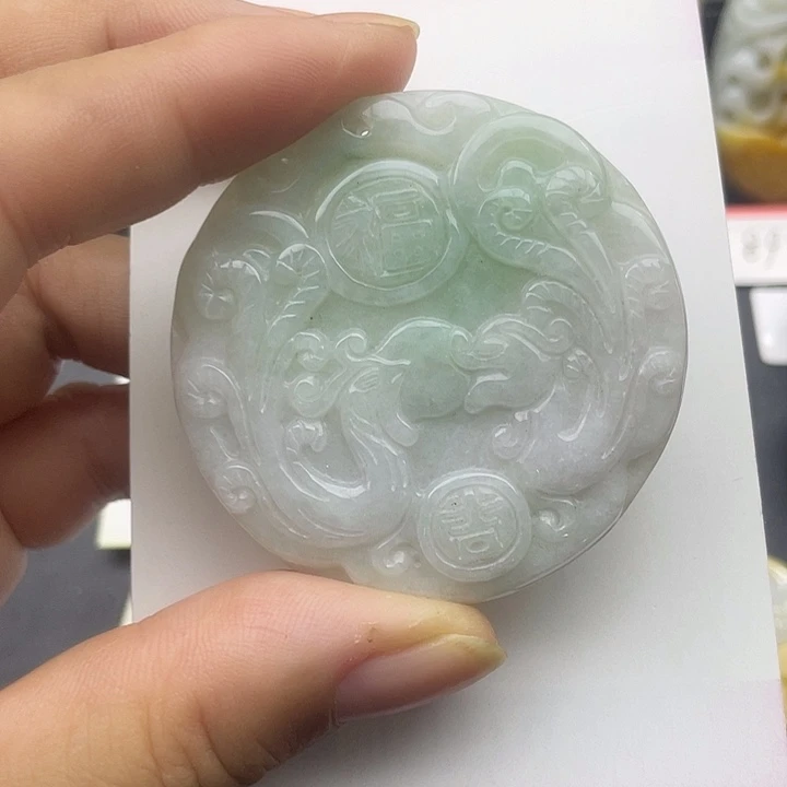 翡翠未镶嵌颈饰天然翡翠