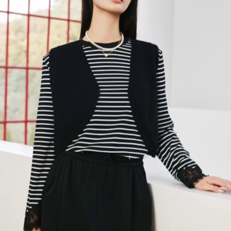 俪妍LIVELY•YAN百搭针织马甲