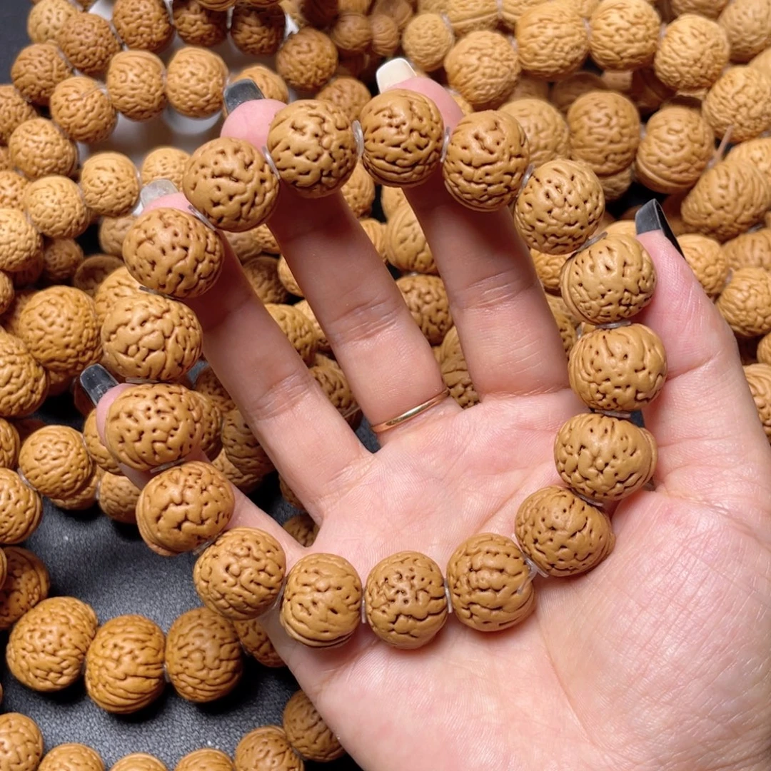 子***荣桃核手串小金豆手串