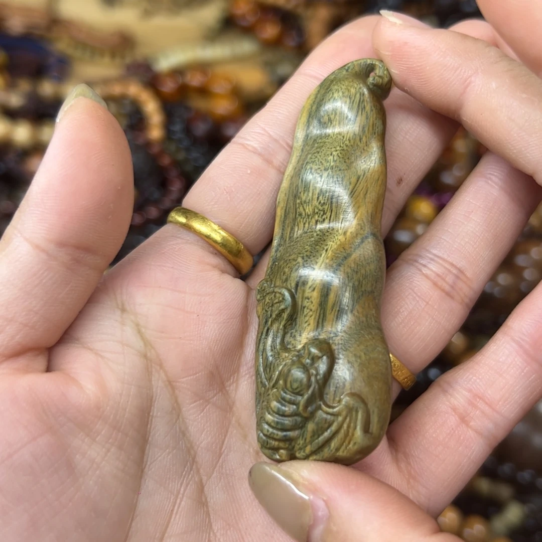 维腊木（绿檀）无事牌