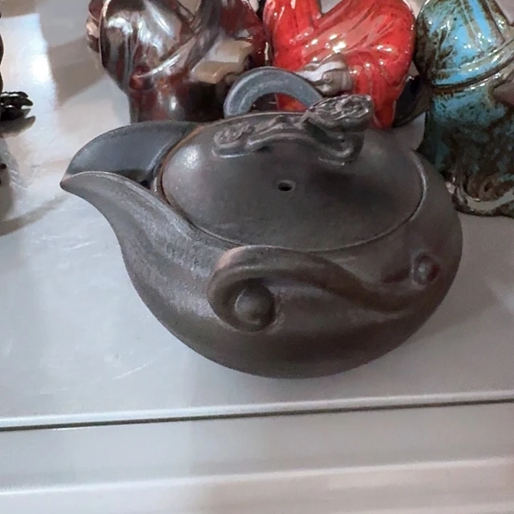 主人杯一个，瓷。。品茗瓷