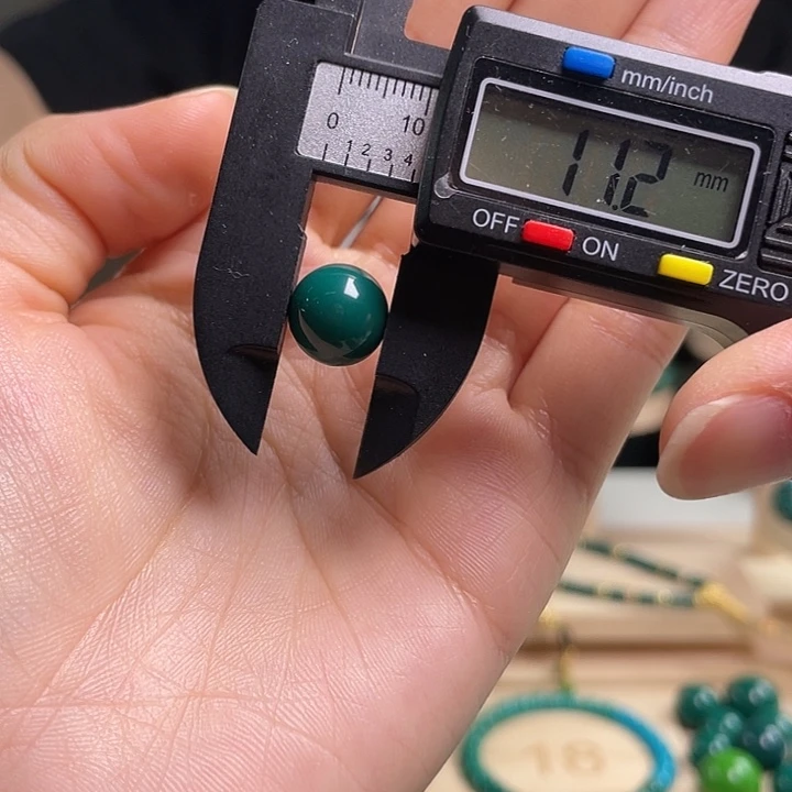 9 高瓷玉化精品配珠