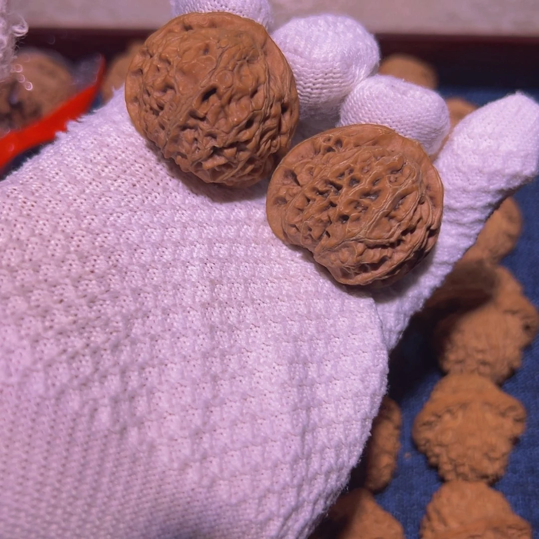 39全品大红皮福利宫灯比翼双飞