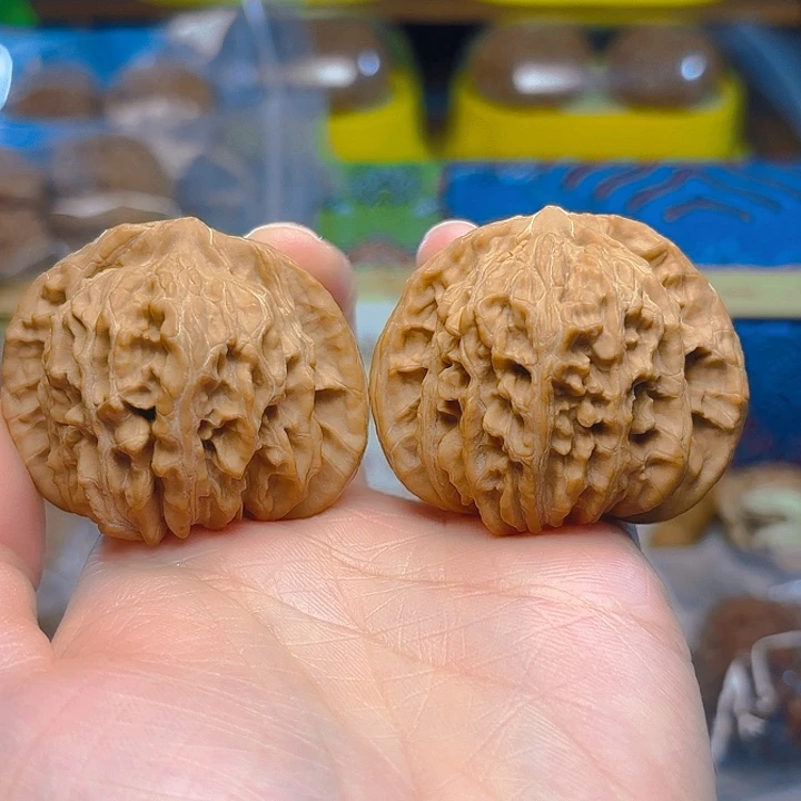 @***J文玩核桃吊坠四座楼45+