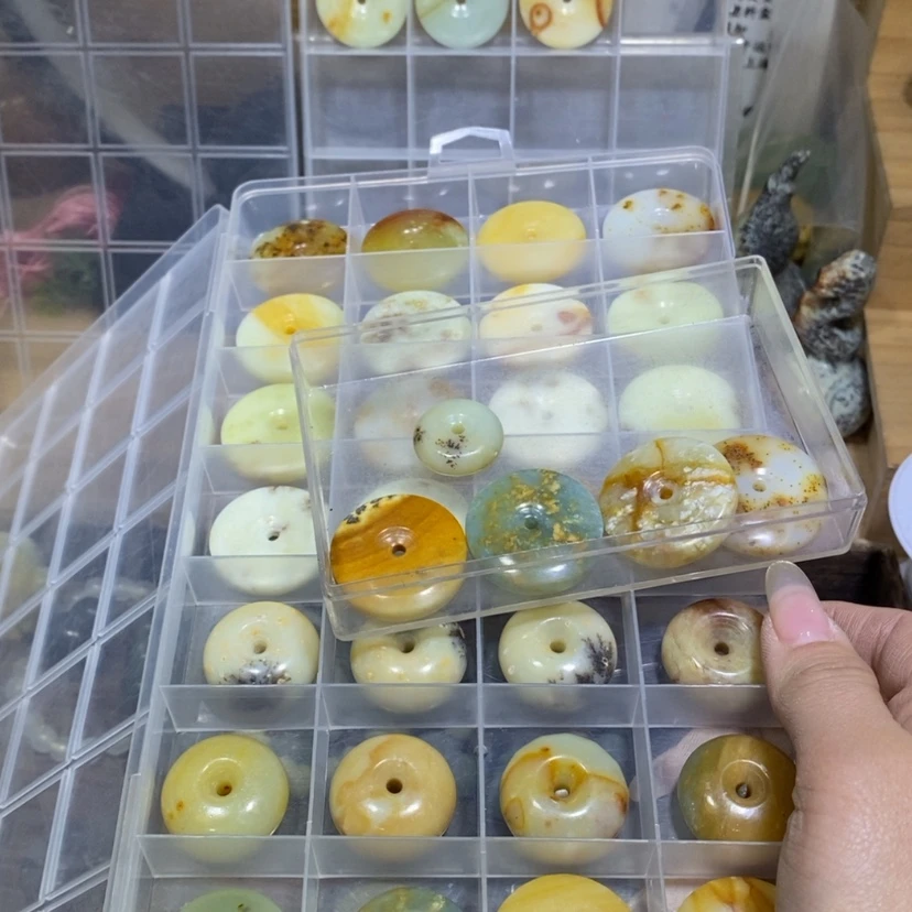 【闪购商品】蛇纹石玉颈饰未镶嵌?*57