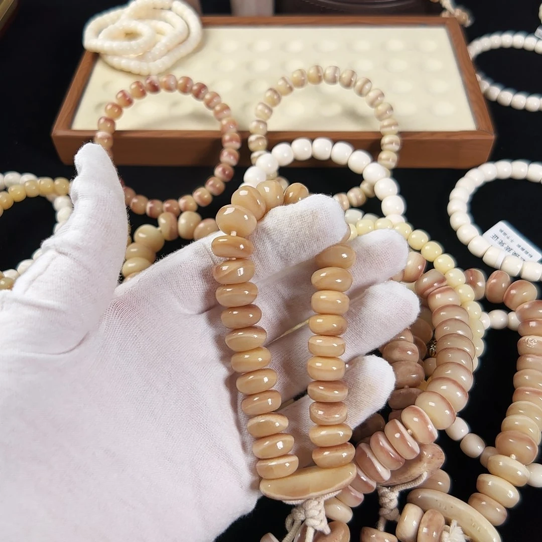 其他驼骨某*驼骨三花手持