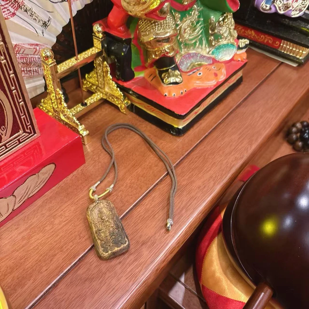 蓝宫调 老料香吊坠 十二奉 T70