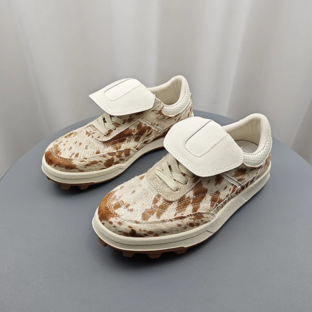 SGIRL TWTW马毛豹纹板鞋女2025春季新款平底翻盖休闲鞋系带德训鞋
