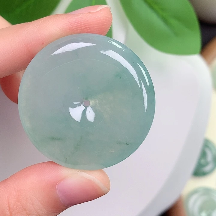 颈饰未镶嵌翡翠平安扣 35.8-5.9mm