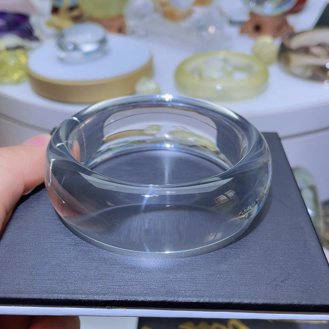 水晶手镯未镶嵌Y****g天然纯净体白水晶手镯