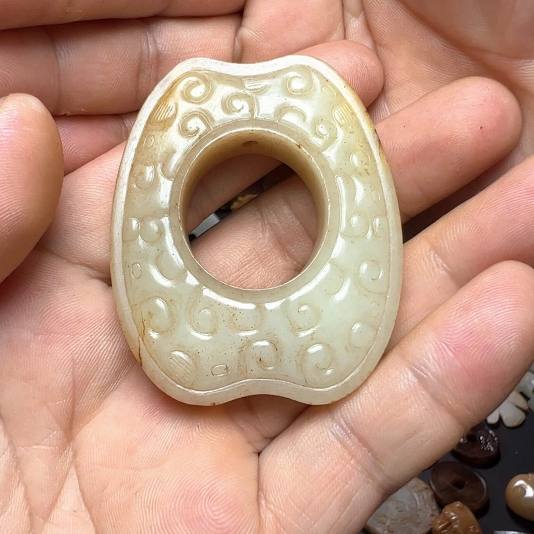 虎***福和田玉未镶嵌挂件