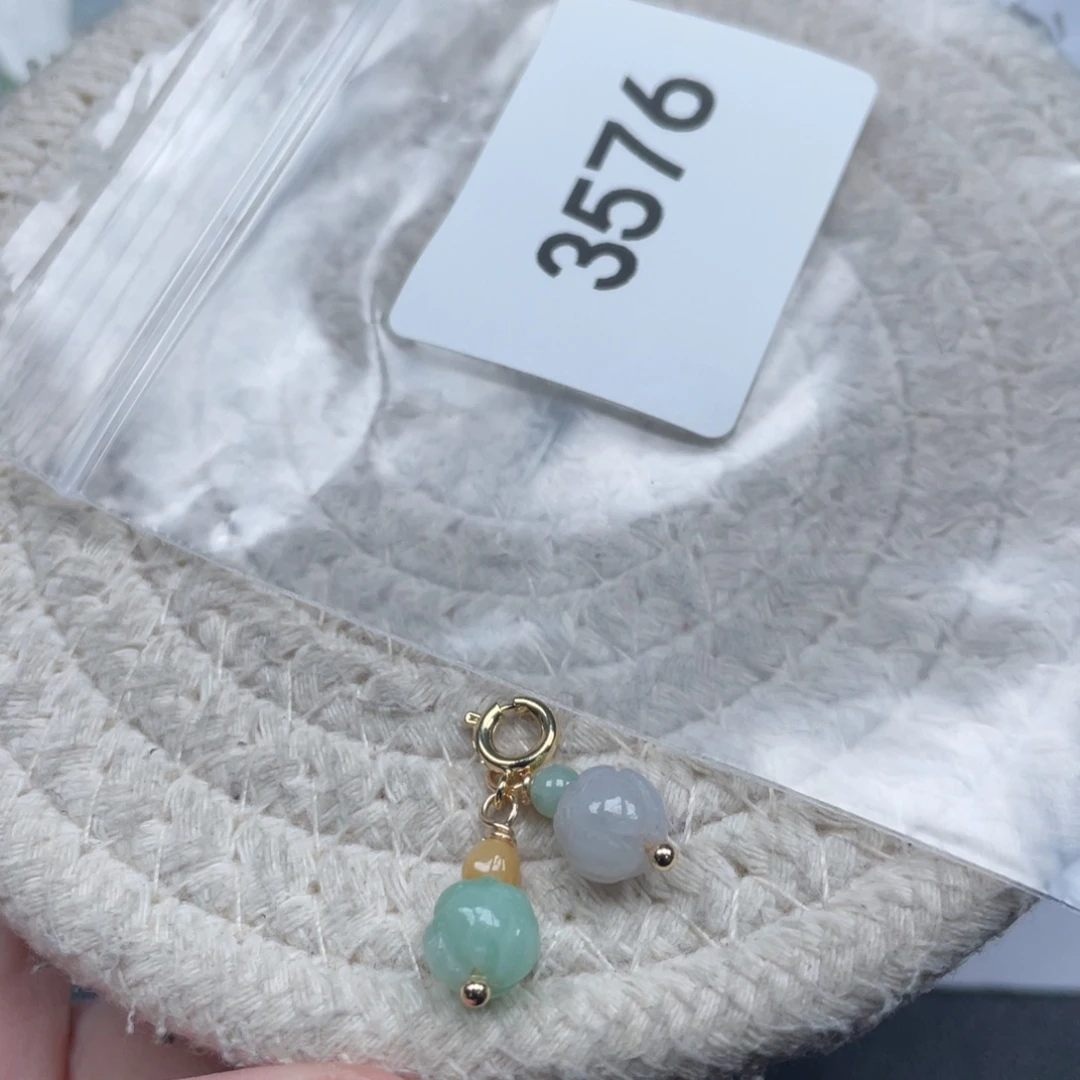 翡翠未镶嵌颈饰天然A货缅甸翡翠