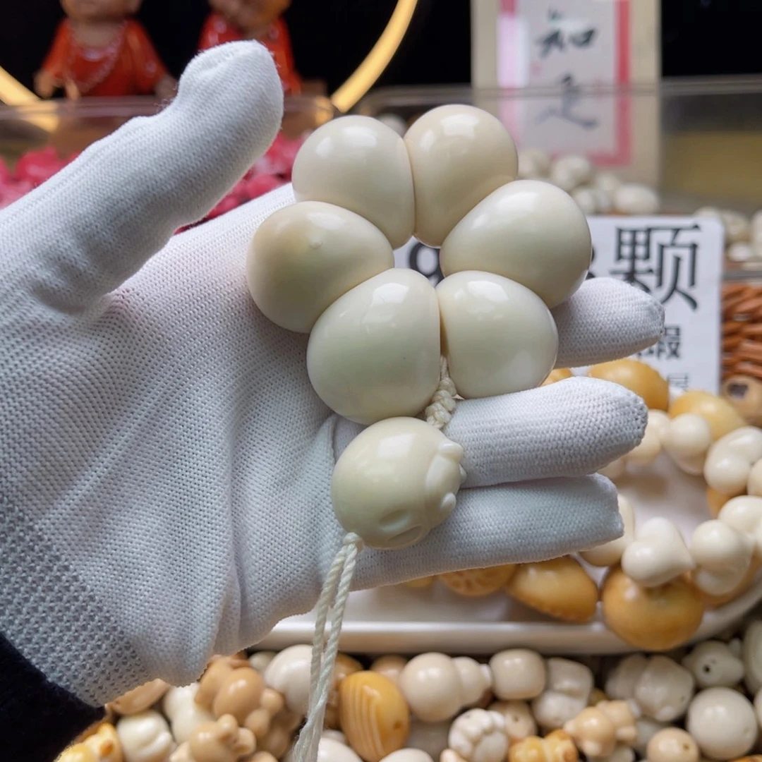 吊坠白玉菩提B30mm/6颗象牙果蒜瓣手捻默认瑕