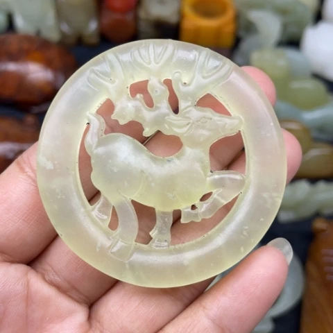 蛇纹石玉未镶嵌颈饰35