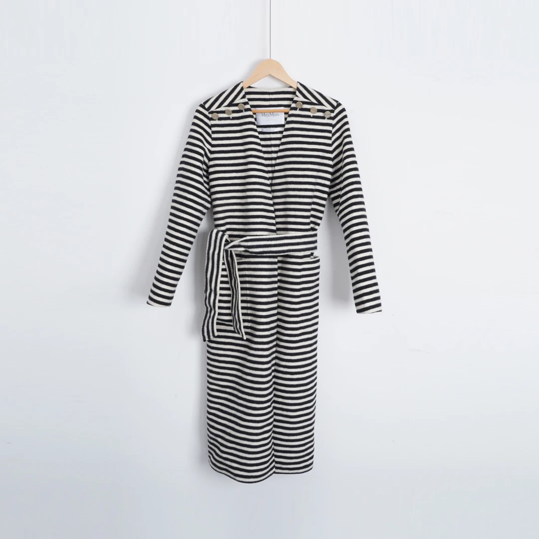 95新 MaxMara 羊毛/SC0739/薄款大衣/38码