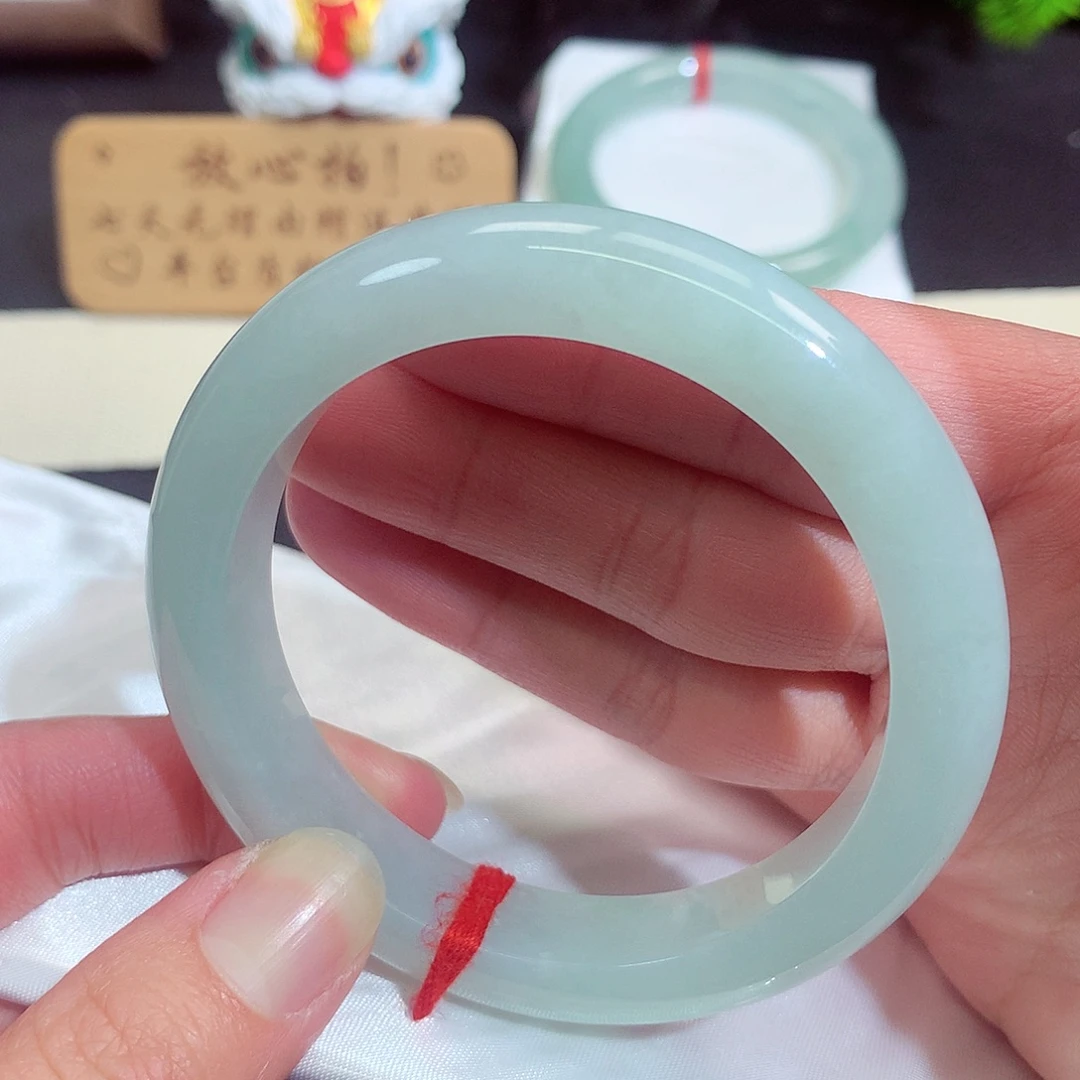 翡翠未镶嵌手镯1258