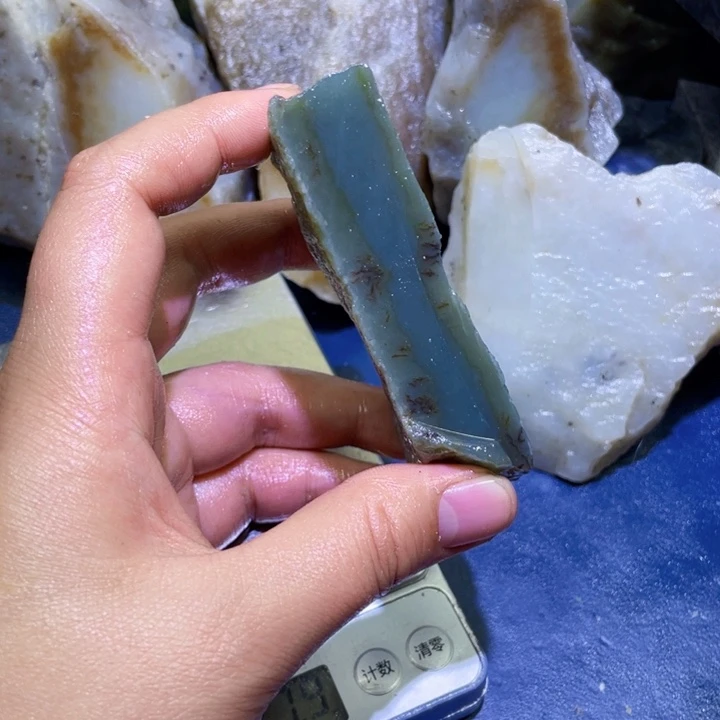 和田玉未镶嵌珠宝半成品