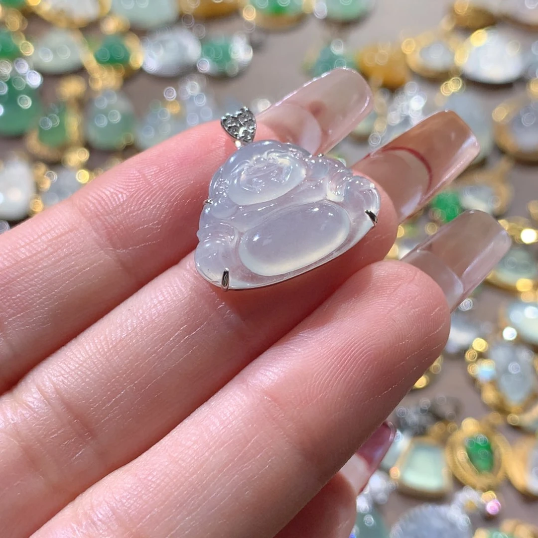 翡翠挂件18K金镶嵌蛮*翡翠