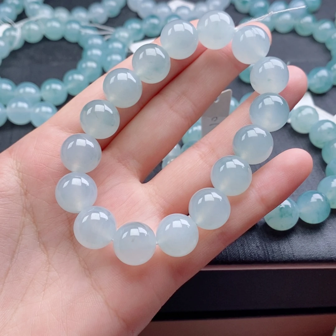 翡翠未镶嵌手串珠宝