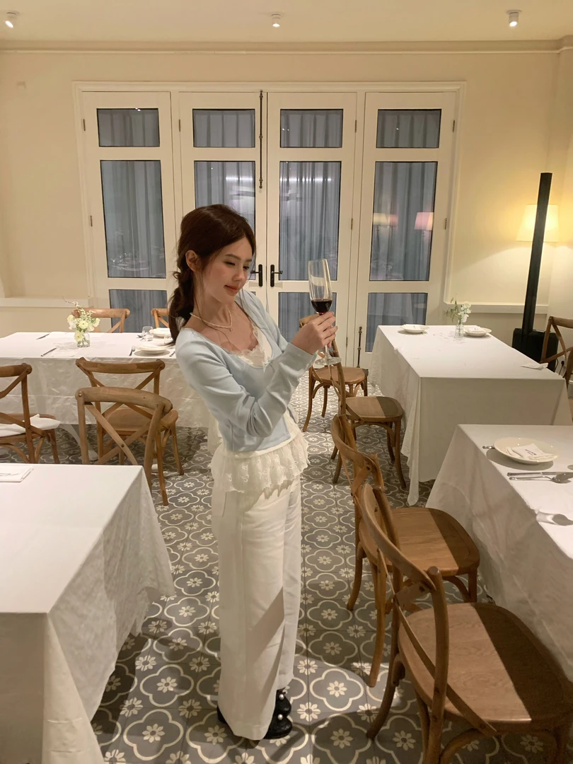 【花花】baby蓝~早春新款芭蕾少女蕾丝拼接撞色假两件长袖上衣