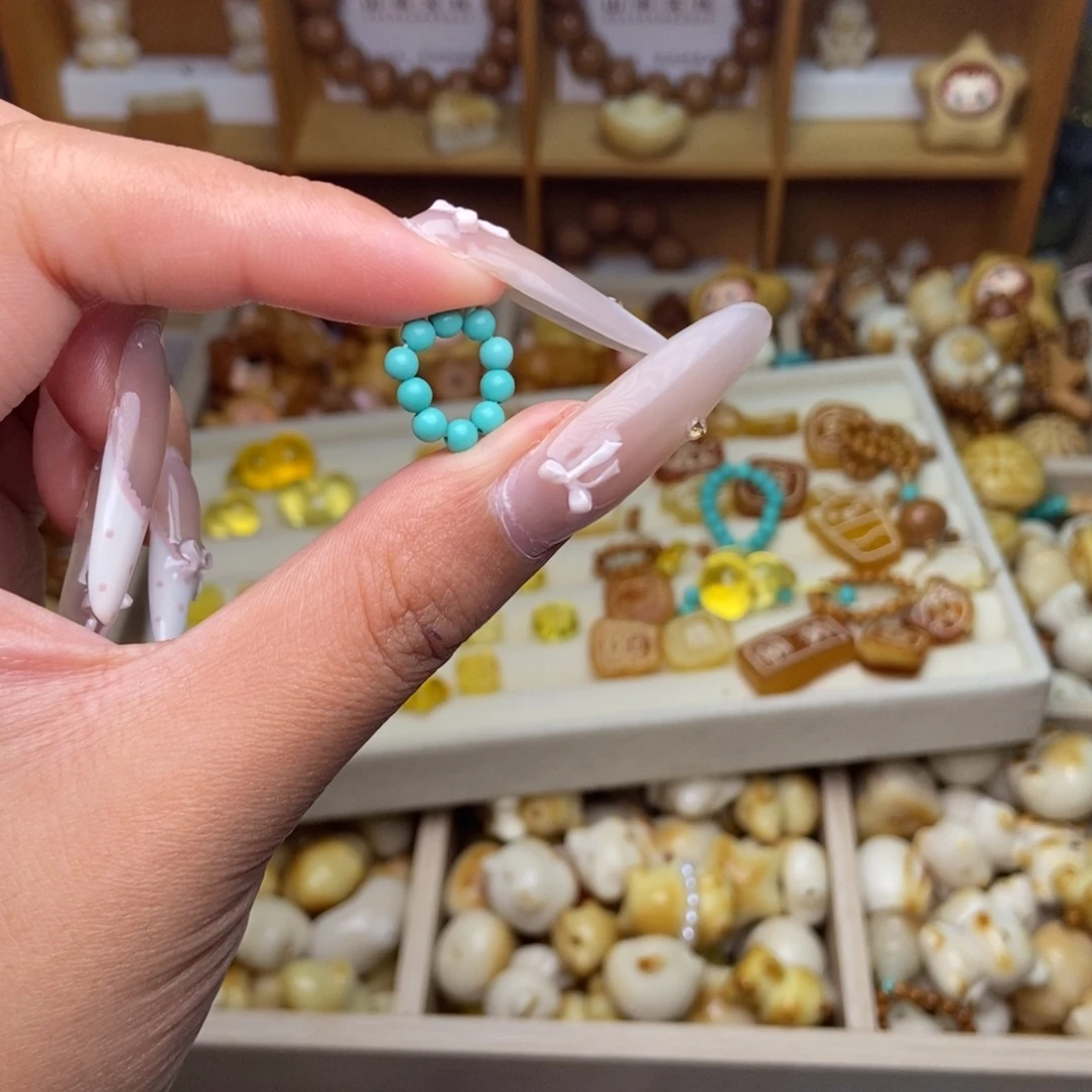 猴头核桃吊坠小尺寸绿卡环