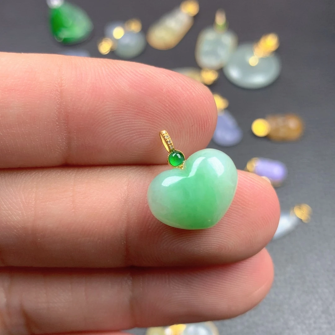 【闪购商品】颈饰18K金镶嵌翡翠翡翠
