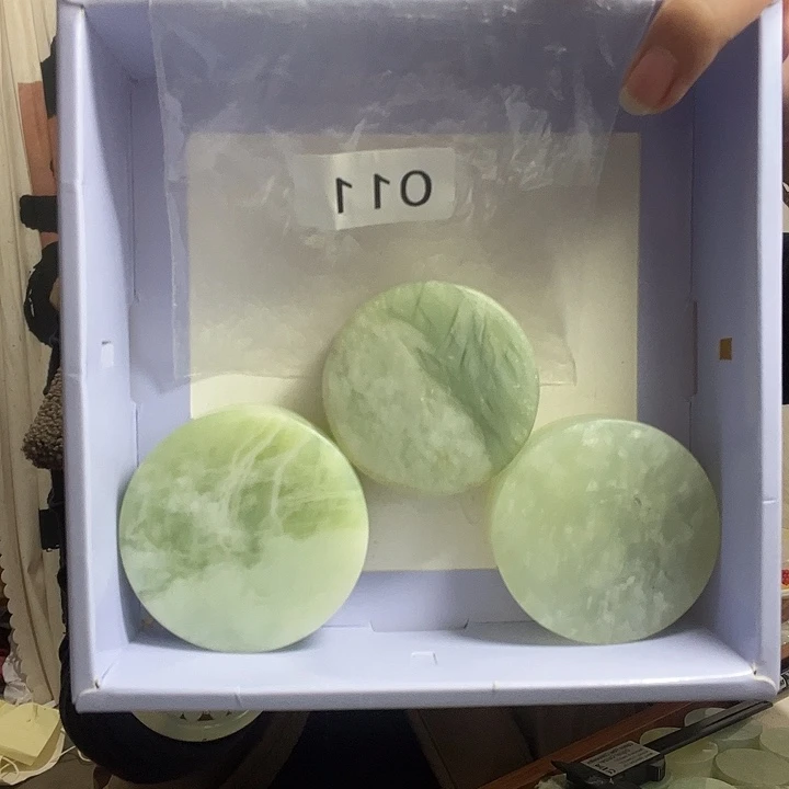蛇纹石玉未镶嵌天然岫玉珠宝未镶嵌微瑕款