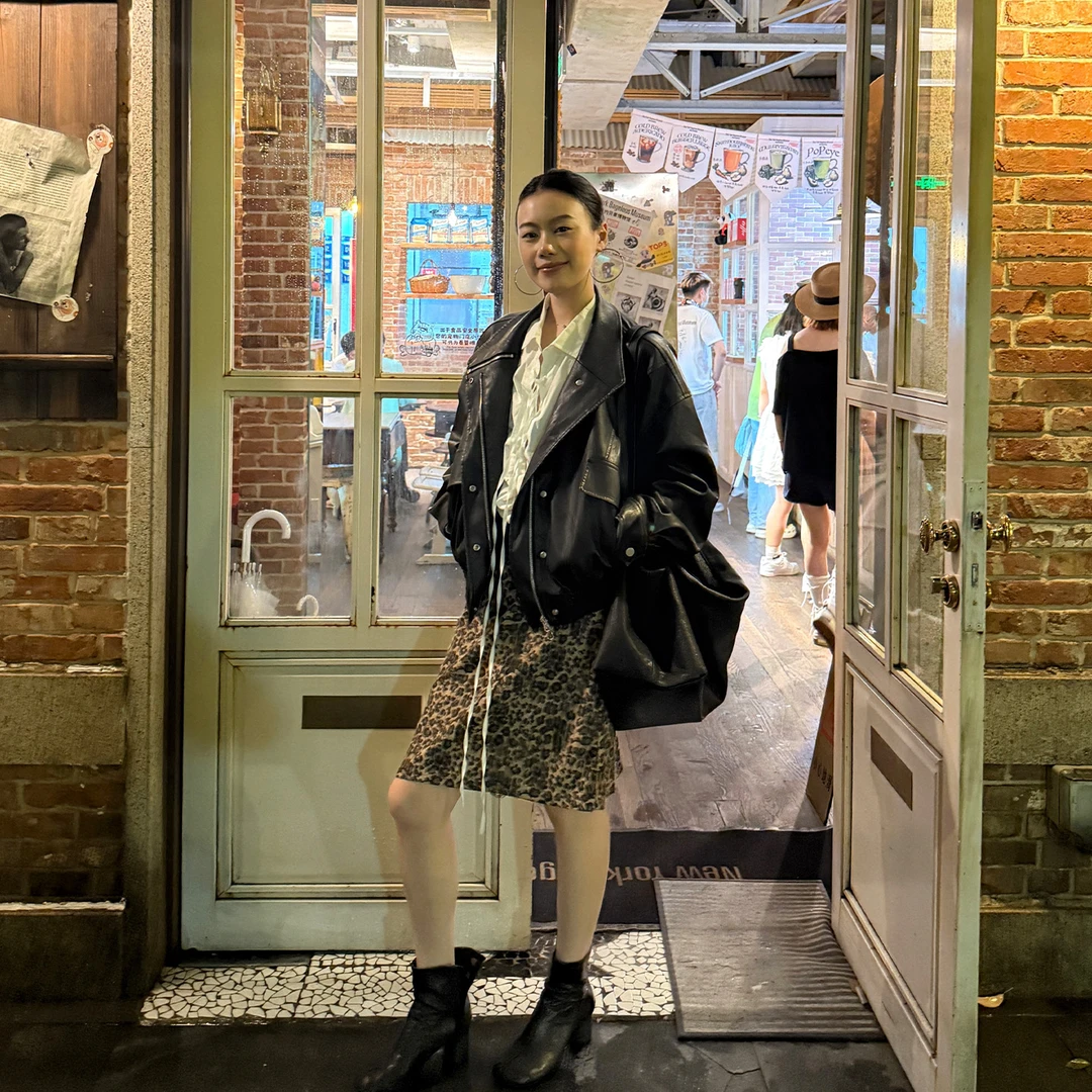 Seyora【时髦攻略】设计感修身显瘦A字豹纹半身裙 B35830SY52