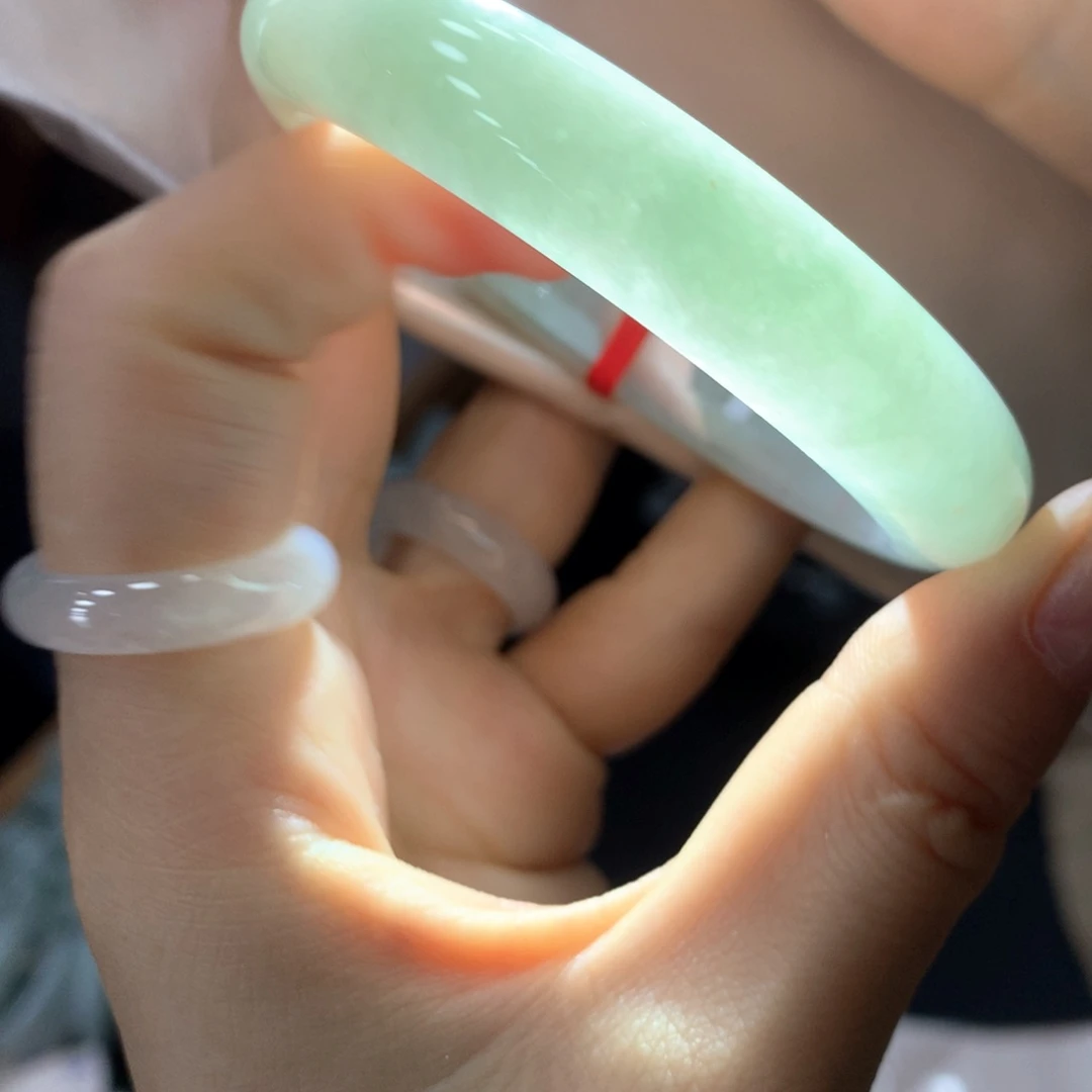 未镶嵌手镯翡翠买断