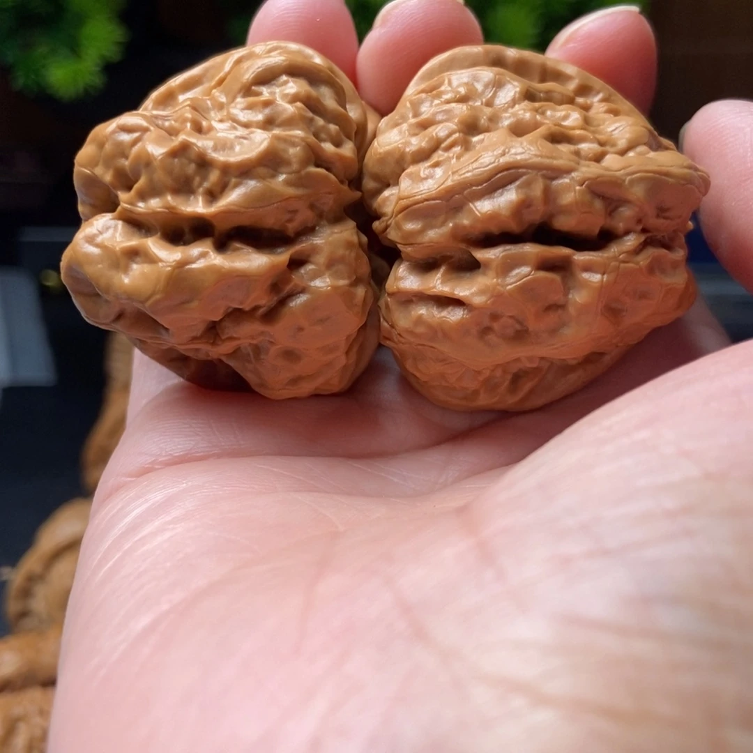 梦***你把件文玩核桃蛤蟆头