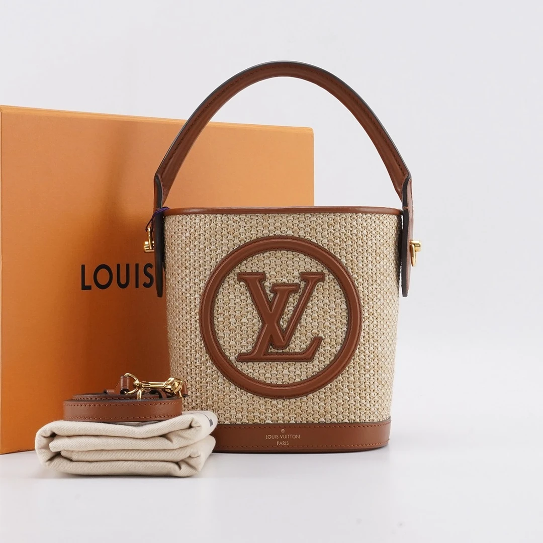 95新 LouisVuitton/路易威登 【总仓】Petit 水桶包/BGK117500001