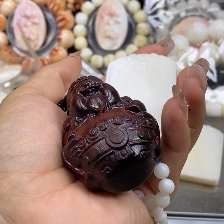 加***林香榧木花梨木，06全玉化108➕无事牌