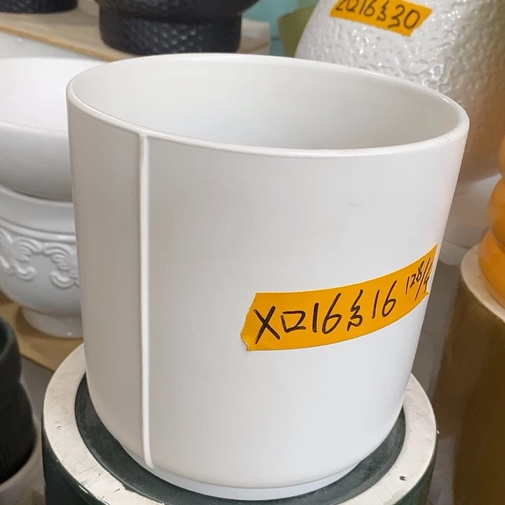 陶盆有孔 瑕疵针孔漏釉介意勿拍外口 16外高16