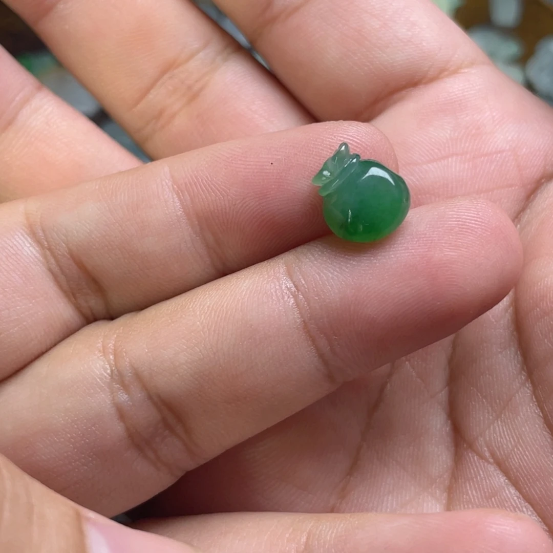 定制翡翠未镶嵌钱袋