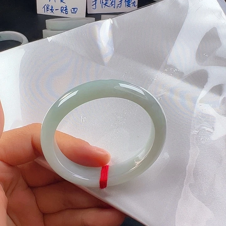 翡翠未镶嵌手镯翡翠手镯