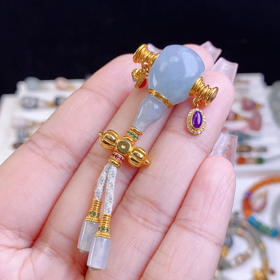 翡翠18K金镶嵌颈饰三通套装