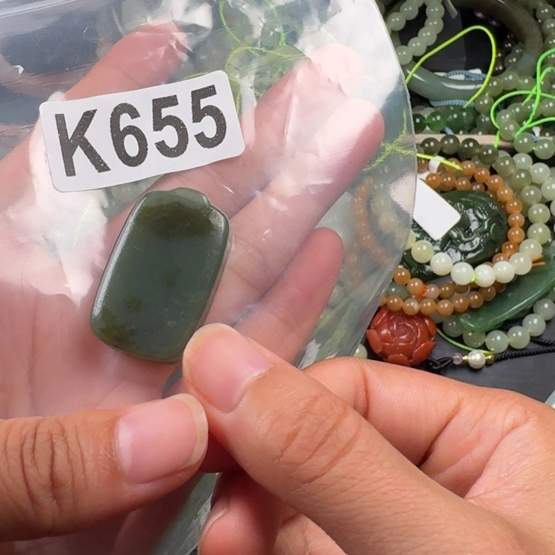 和田玉未镶嵌珠宝奇石