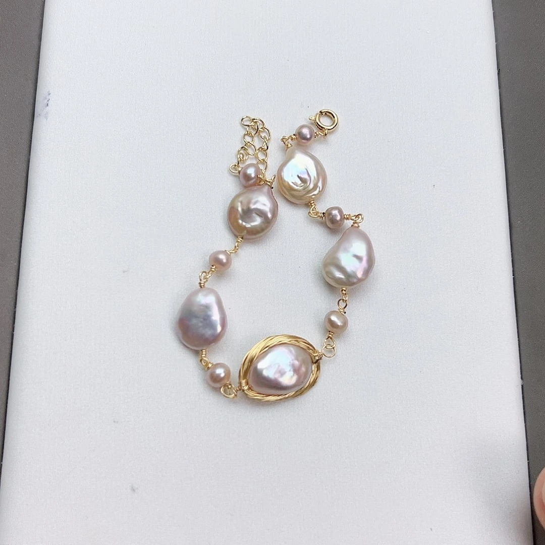 淡水珍珠手链合金