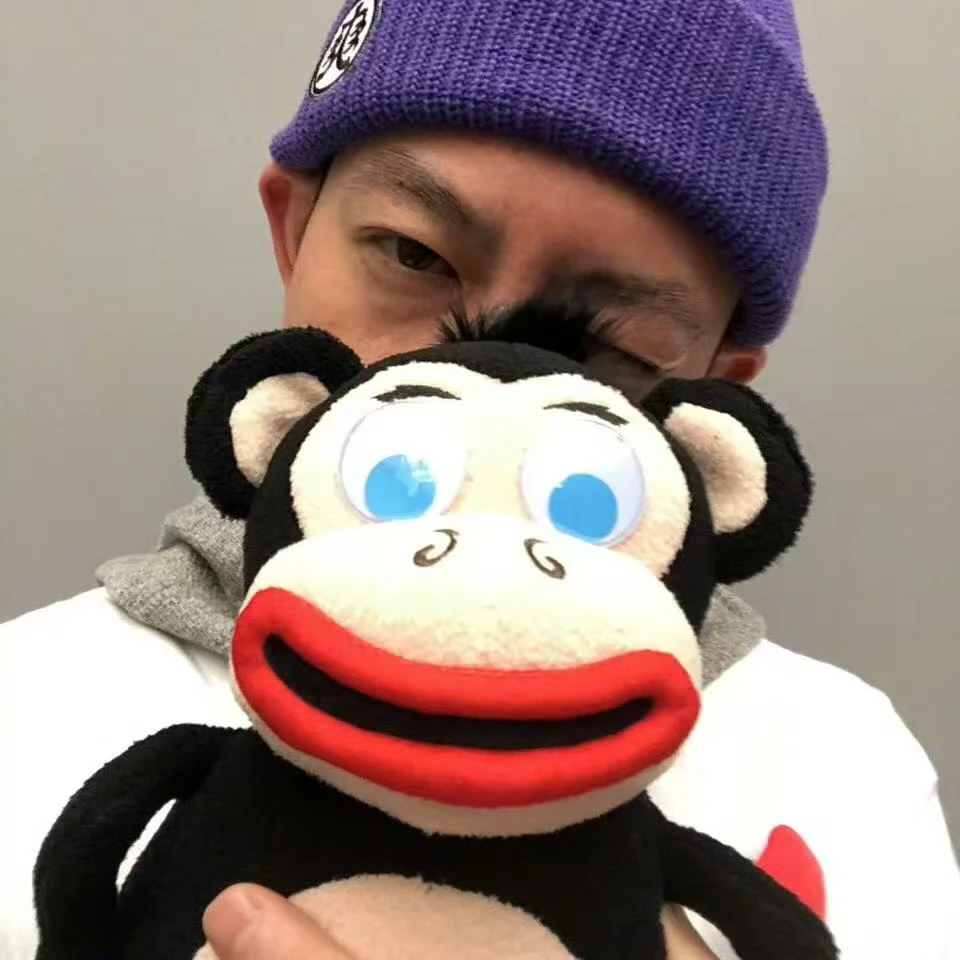 陈冠希 一只猴子 玩偶